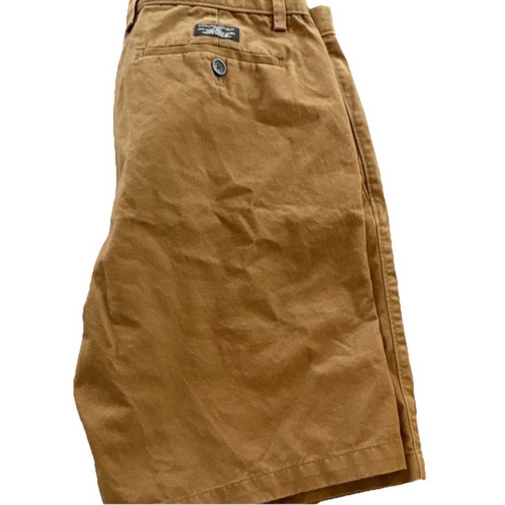 Banana Republic Men's Flat Front Shorts in Brown - Picture 5 of 5